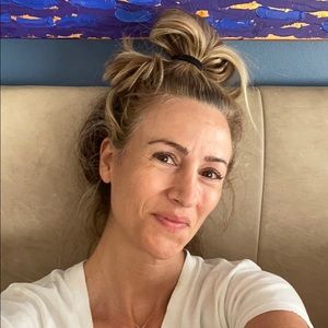 Meet your Posher, Mara